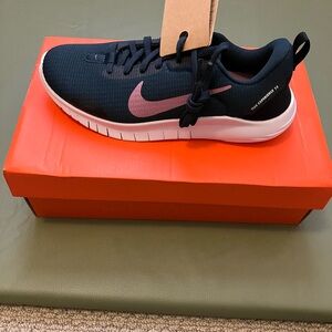 Nike navy blue and plum Sneakers